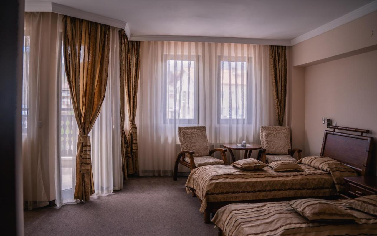 Hotel Orbel Dobrinishte Eksteriør billede